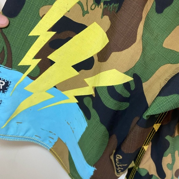 Vintage Quicksilver army & navy camo swim shorts - Picture 10 of 15